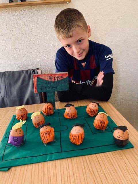 HeddonUtdFCJnr's tweet photo. Who says school work can't be fun? Kian was challenged to decorate an Easter Egg as part of his school work, but instead of decorating one egg, he decorated the entire starting line-up of his Under 11's squad. #EggcellentWork https://t.co/auRl8ortmK