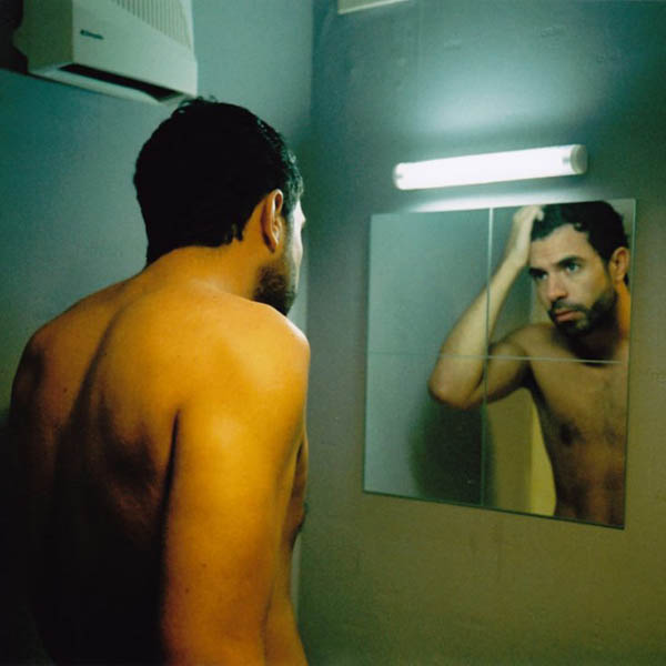 #FQFconsiglia L'incontro di una notte si prolunga per tutto il weekend.. e diventa molto di più. Dal #QueerFest 2011, #Weekend di #AndrewHaigh è la scelta del fine settimana. Un viaggio tra sentimenti, paure e identità. Fatevi questo regalo: correte a (ri)vederlo su <a href="/PrimeVideoIT/">Prime Video Italia</a>