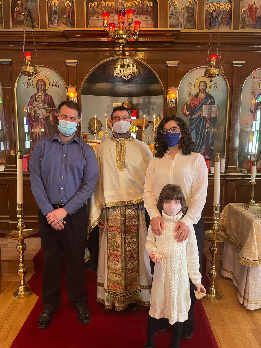 StNicksGOChurch's tweet photo. ☦ St. Nicholas Church's new Pastor, Father Philip Halikias, Presvytera Christine, and their daughter Maria, with our President Michael Poulios.🌹Welcome!! https://t.co/dqRSEeOIIs