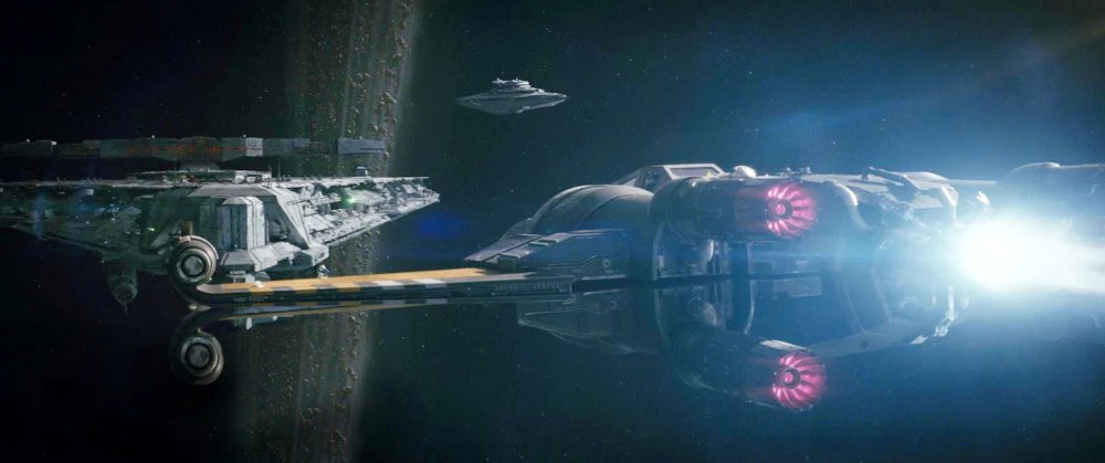 The First Order arrives in force before the evacuation can proceed: Star Destroyers escorting a massive siege dreadnought, the Fulminatrix.Poe Dameron flies a suicide solo mission to buy the Resistance enough time to start their retreat.