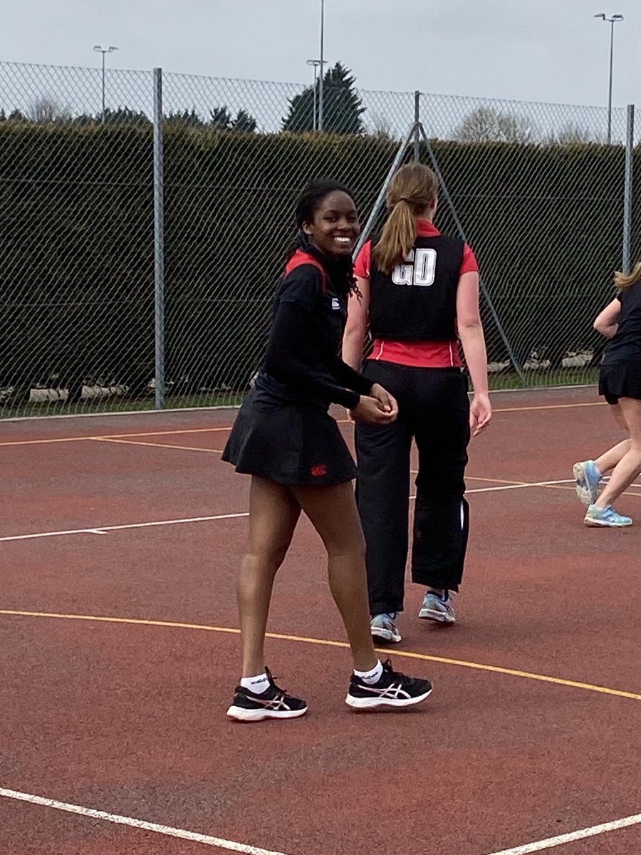 OakhamBuchs's tweet photo. Another great afternoon on court for the โฆ@OakhamBuchsโฉ girls! #springtimefeeling https://t.co/owm5pcycQp