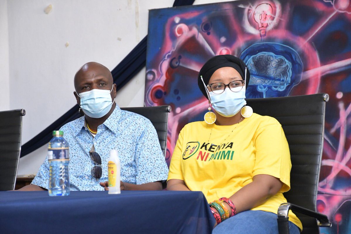 swahilipothub's tweet photo. Earlier today we were honoured to host the Chair of Senate ICT Committee Senator @MoiGideon and CS @MoICTKenya Mr  @mucheru , CAS  Ms @nadia_abdalla_ who was accompanied by Postmaster General Mr Dan Kagwe and CEC Health Ms @HazelKoitaba . 1/2 https://t.co/qSsjI1aleo