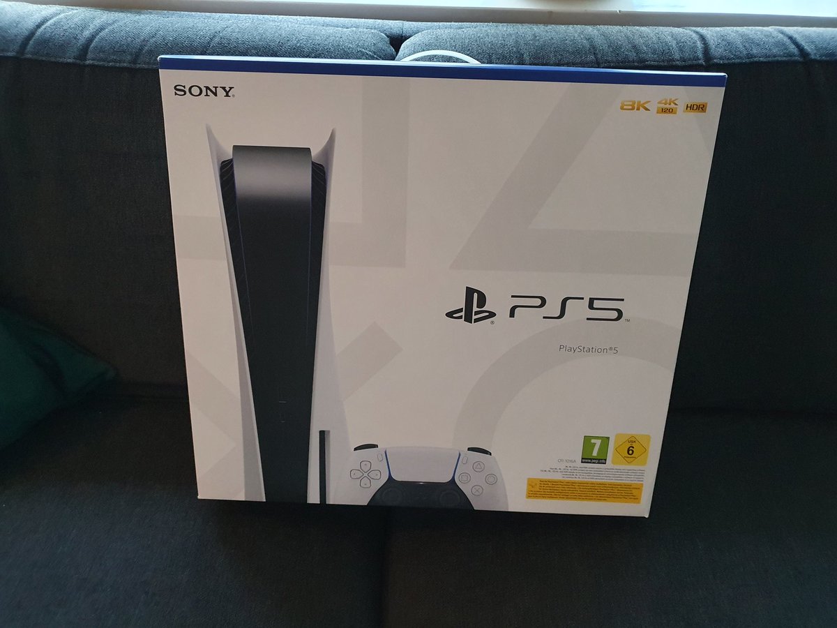 thijssen47's tweet photo. Eindelijk binnen dank je wel @fsclprs ga zo door https://t.co/SYVST1R9eW