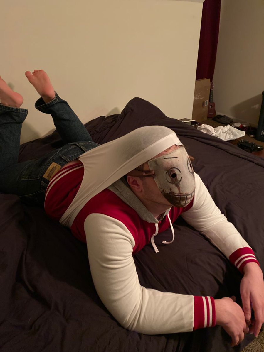 Bunbriefs's tweet image. Oh wow! 100 followers in just a week?! Thank you guys SO much for all the support!! I was pretty nervous to make this account so all of it means VERY much!   Expect more to come~

And to celebrate 100 lovely dorks... it's COSPLAY ATOMIC WEDGIE TIME! 😱😉❤️