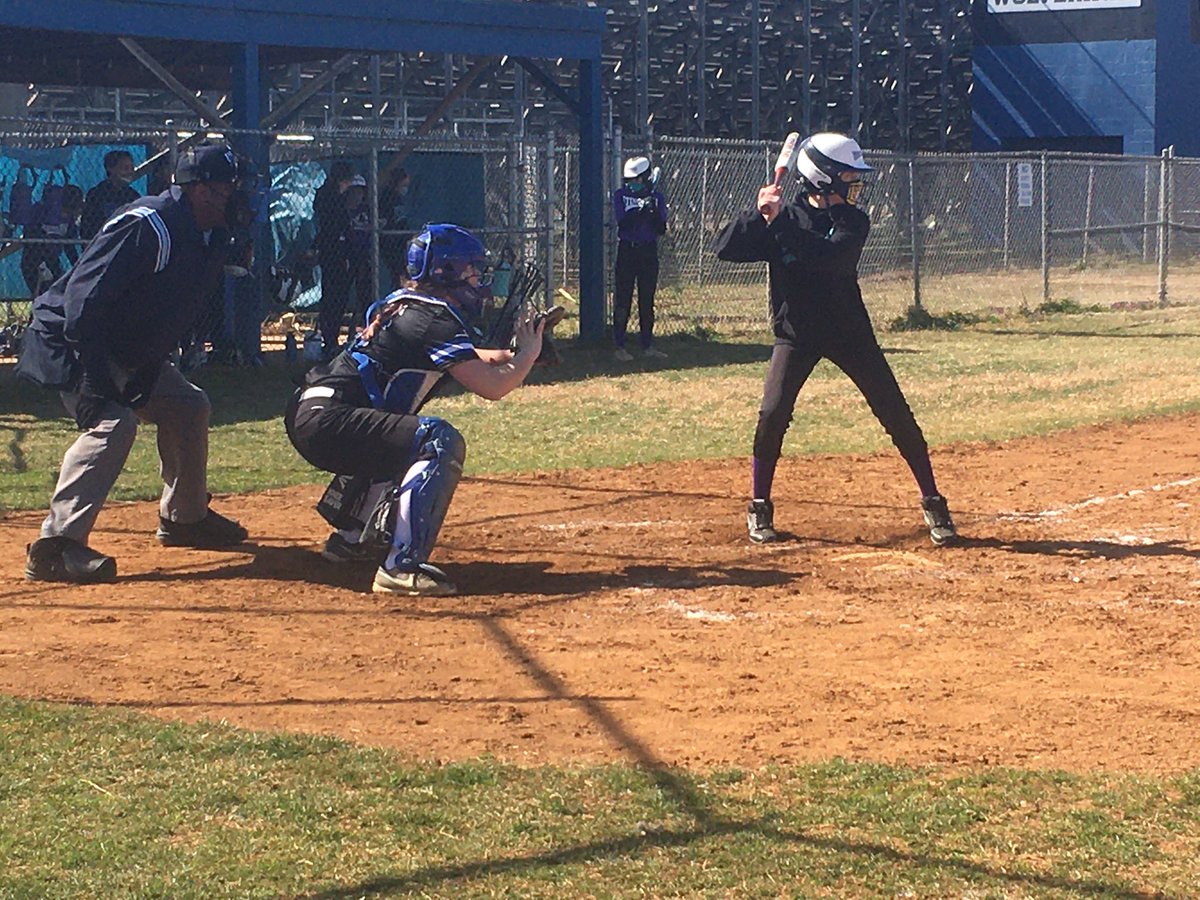 TsunamiFastpit1's tweet photo. 12u thanks Stingrays 12u for the scrimmage and PIZZA this morning. Great day to get in the action and game reps! https://t.co/3TFvubI9O0