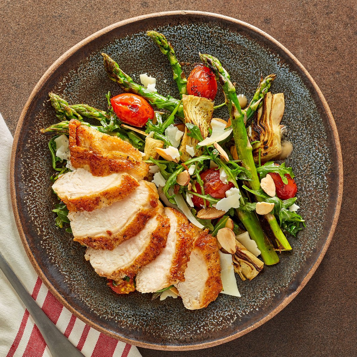gobbleinc's tweet photo. The days ahead are looking bright (&amp; so are these dishes)! 🌷 #Spring into fresh flavors with seasonal menu items like our: Pea &amp; Fava Bean Salad; Spring Pot Roast; Pan-Seared Chicken with Asparagus Salad; Three Cheese Tortellini &amp; Spring Vegetables 🌱 #GobbleTime #EasyMeals https://t.co/l1lrjyoXHI