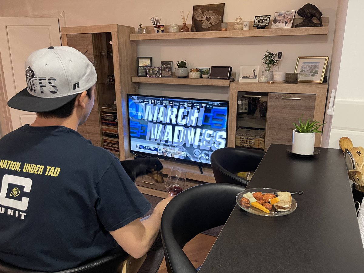 JimmyWatt222's tweet image. Checking in from Budapest, Hungary with some Hungarian: wine, sausage, cheese, puppy and #skobuffs #rolltab #cubuffs #marchmadness @kin_wright25 @CUBuffsMBB @CUBuffs @CUBarstool