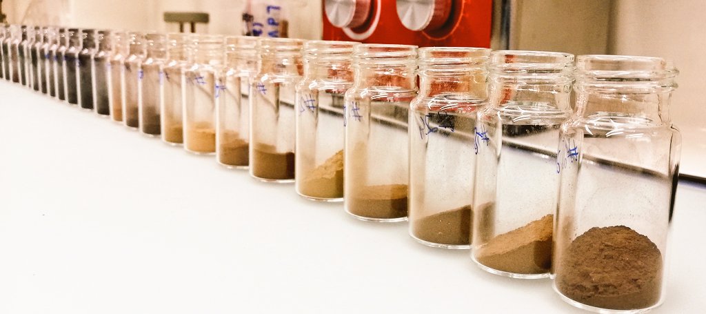 MSchiedung's tweet photo. Soil, litter and char from many places are waiting in a perfectly straight queue to be characterized.
#PyrogenicCarbon #soil #firecarbon
#soilcarbon
@SoilPlantC_SAb @SeverinBelle https://t.co/DLBTTcgt2i