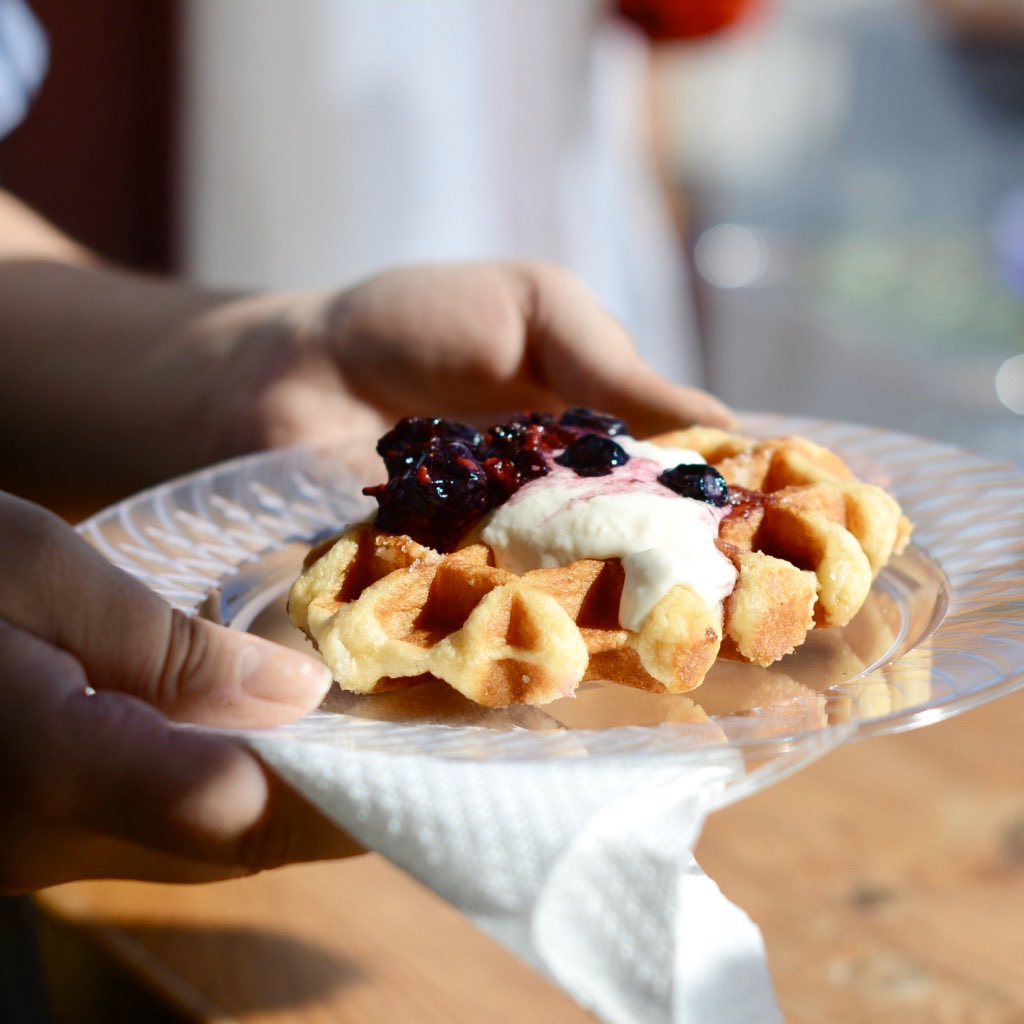 DalaTown's tweet photo. It’s a wonderful day to celebrate #vaffeldagen, aka Waffle Day, in #lindsborg today!
#dalatown
@VisitLindsborg https://t.co/lXiFedL1Br