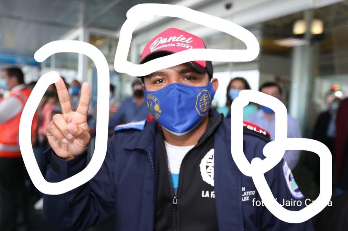 carcached's tweet photo. Los símbolos de la derrota https://t.co/aRYGGHD57I