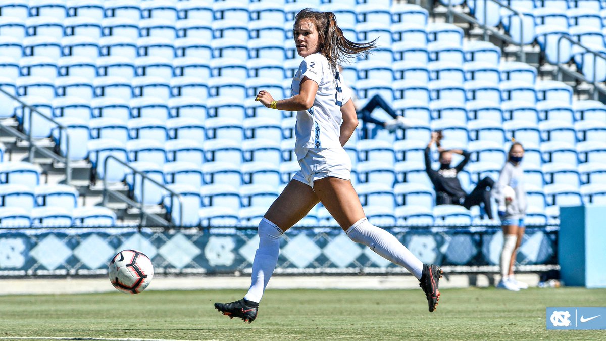 48' | 𝗔𝗕𝗕𝗬 𝗔𝗟𝗟𝗘𝗡! 𝗙𝗜𝗥𝗦𝗧-𝗖𝗔𝗥𝗘𝗘𝗥 𝗚𝗢𝗔𝗟!

After the ball pinballs around in the box, Abby is there for the score. 💪

Heels 2, Delaware 0