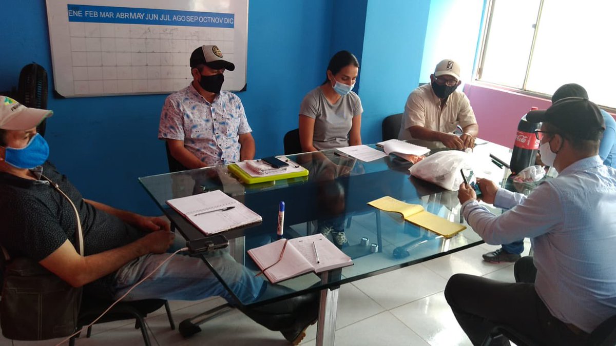 ComiteCacao's tweet photo. Seguimos trabajando por nuestros #cacaocultores del Departamento de #Boyaca con @fedecacao en sesión @ComiteCacao https://t.co/oCuXPH4QwN
