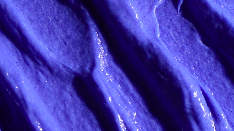 Our Luxe Purple Conditioner is a super-hydrating purple pigment, formulated for color treated blonde &amp; silver hair. Brassiness be gone! #silverfox #platinumblondes #artnaturals #purpleconditioner #bleachplease