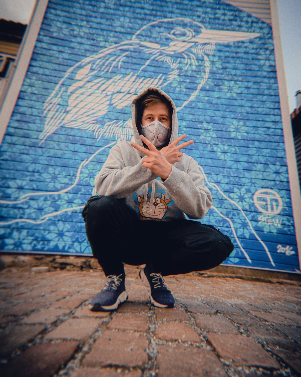 IAmAlanWalker's tweet image. Wassup?
