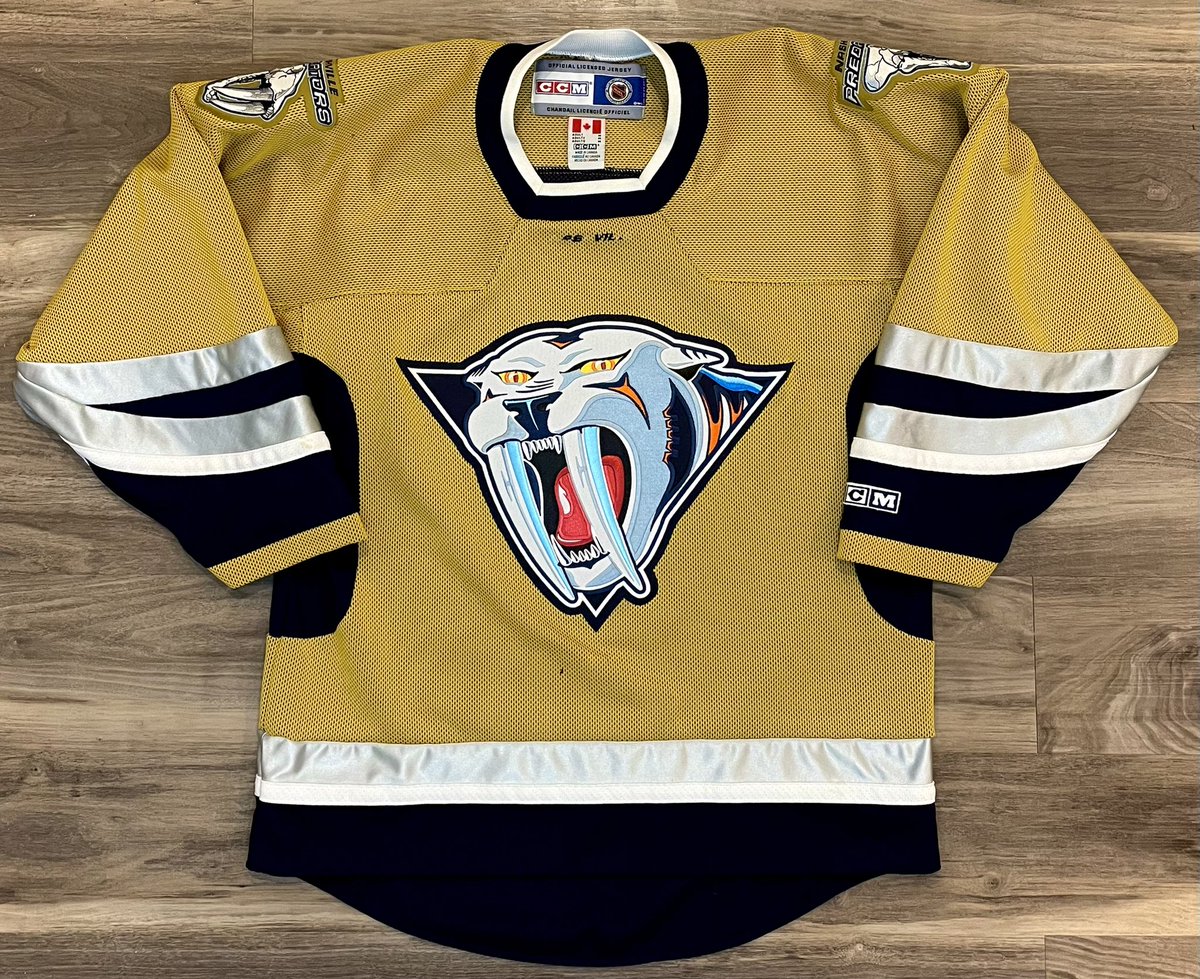 NEW! NASHVILLE PREDATORS DOG CAT HOCKEY JERSEY v1 LICENSED EXTRA LARGE XL