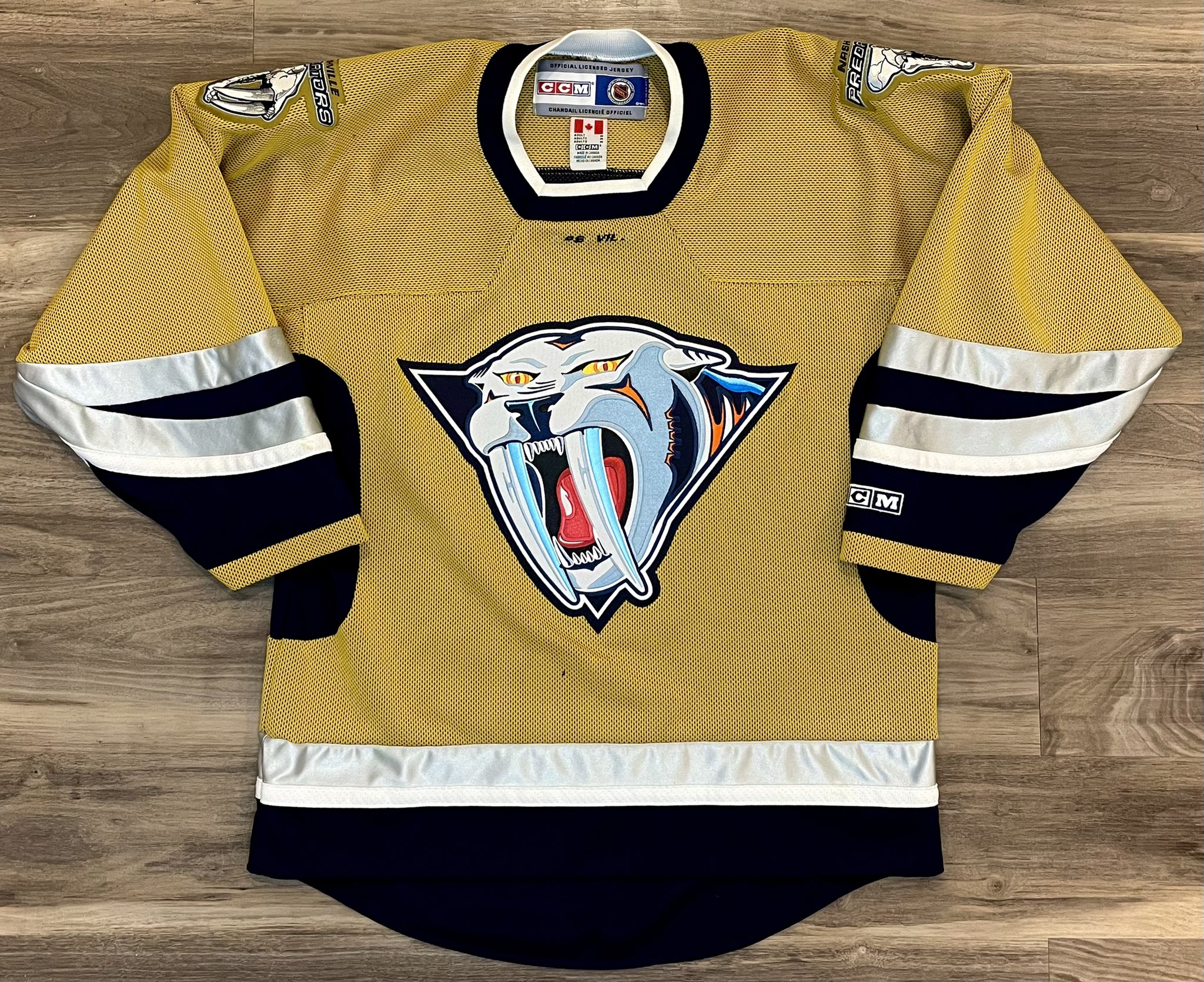 Pets First NHL Nashville Predators Mesh Jersey for Dogs and Cats - Licensed  