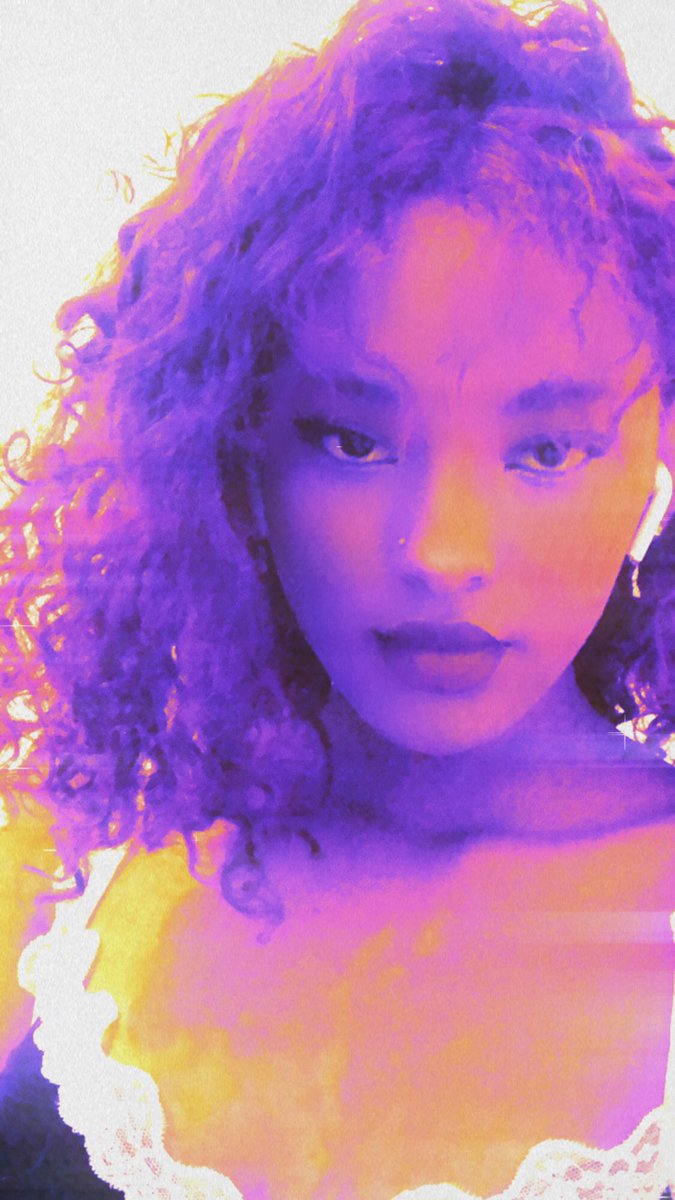 ryahatesyou's tweet image. pardon mais jss incroyable avec ce filtre