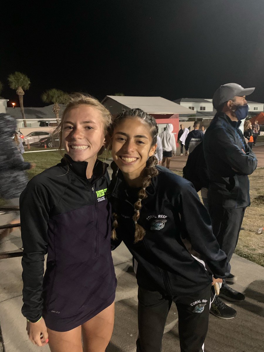 Great day for Krystal yesterday at the Distance set goal not limits distance showcase.  Florida 🔥 below in the pic of Krystal with her buddy Caroline the USA #1 3200m leader and all around amazing runner. <a href="/flrunners/">FLRunners</a> <a href="/ErikalunaRod73/">Erika</a> <a href="/krystalgottaeat/">Krystal</a> <a href="/CraigWellsWS/">Craig Wells</a>