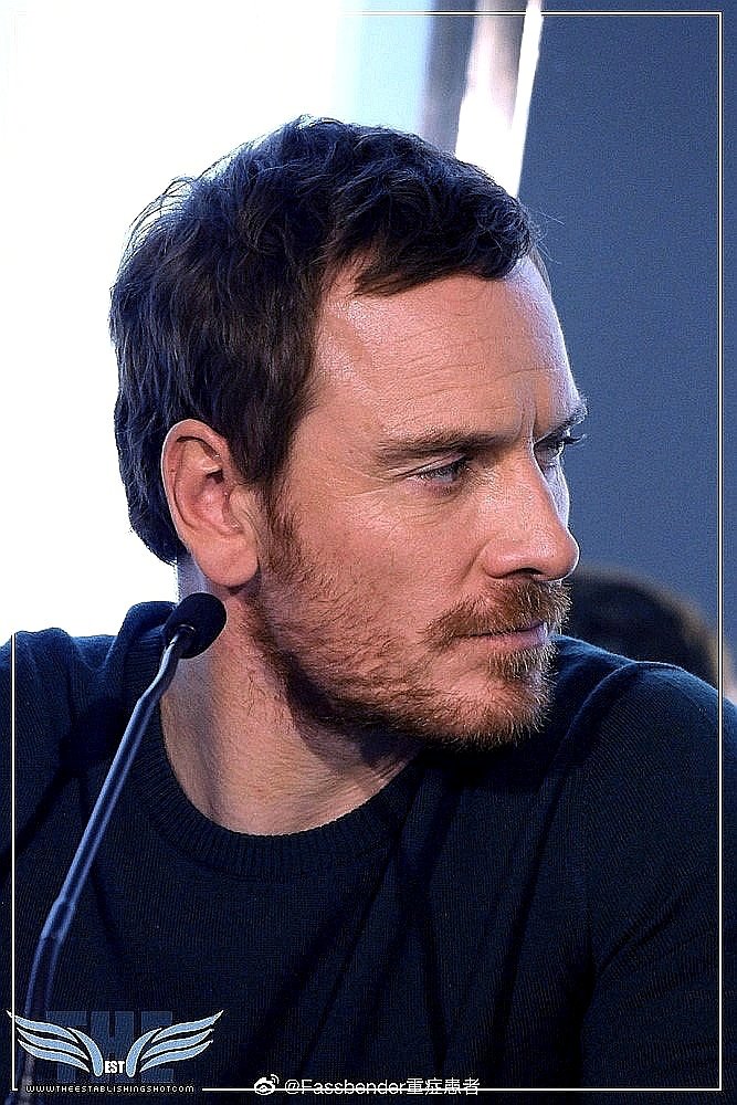 pyero33's tweet photo. October 2016: The very essence of the #TLBO press conference. 📸 photos: Craig Grobler
#MichaelFassbender
#TheLightBetweenOceans #Quintessence https://t.co/dGIzFN4GTZ