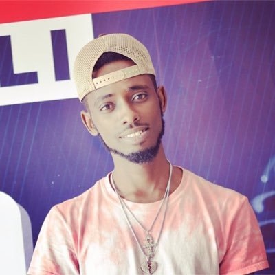 GabyTheMotivato's tweet image. @krissvicc in the house @RoyalFMRwanda in #ScratchBox abatari kureba #MissRwanda2021 muze twirire show nubundi abo bana bazahita batujabuka.so guys it&apos;s #ScratchTime 
@Kellyrw1 @TROLL_IN_RWANDA @KelvinKaturamu @umusore_witunze @kemnique @SangwaDidace @WizzySamoficia1