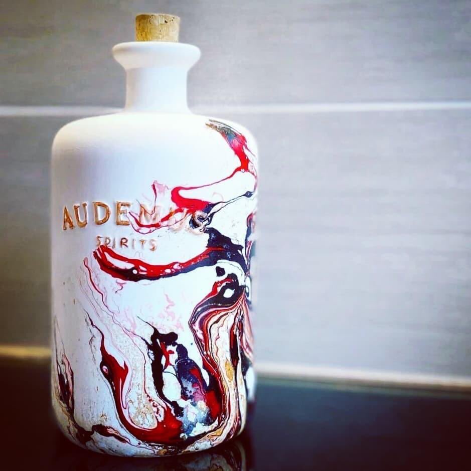 Late last year we gave away a handful of porcelain Audemus Spirits bottles, and challenged the winners to decorate them in their own style. We’re loving this design by Shuna. 

The hand crafted bottle below is by <a href="/reikokaneko/">reiko kaneko</a> ❤️ #gin #art #love