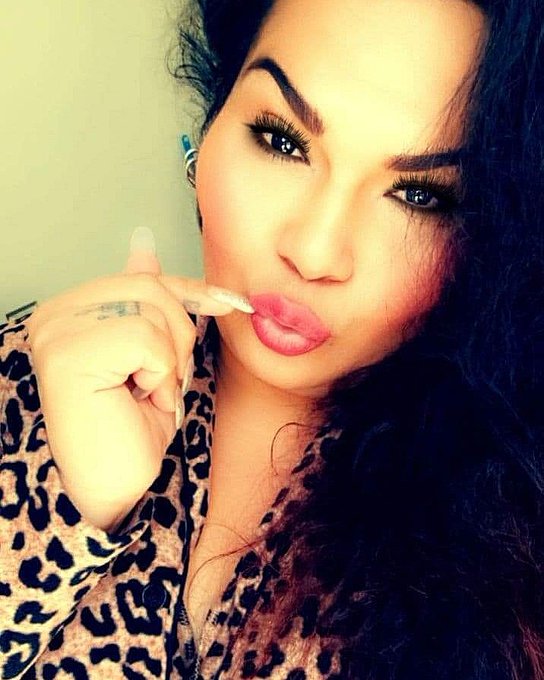 HAVE A GOOD WEEKEND EVERYONE! BESITOS💋 Mercedes del rio https://t.co/6dt1XYnjSK