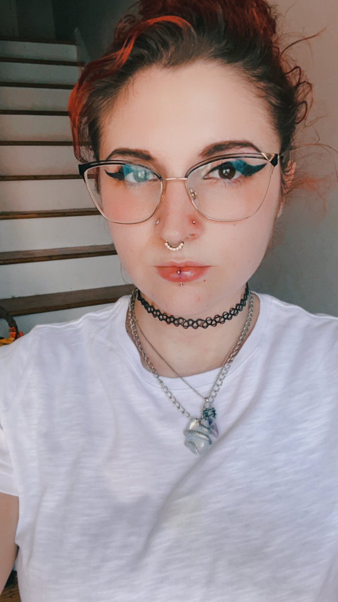 Not posting anything on IG yet cause I don’t feel cute but facial piercings are officially complete 🥰✨