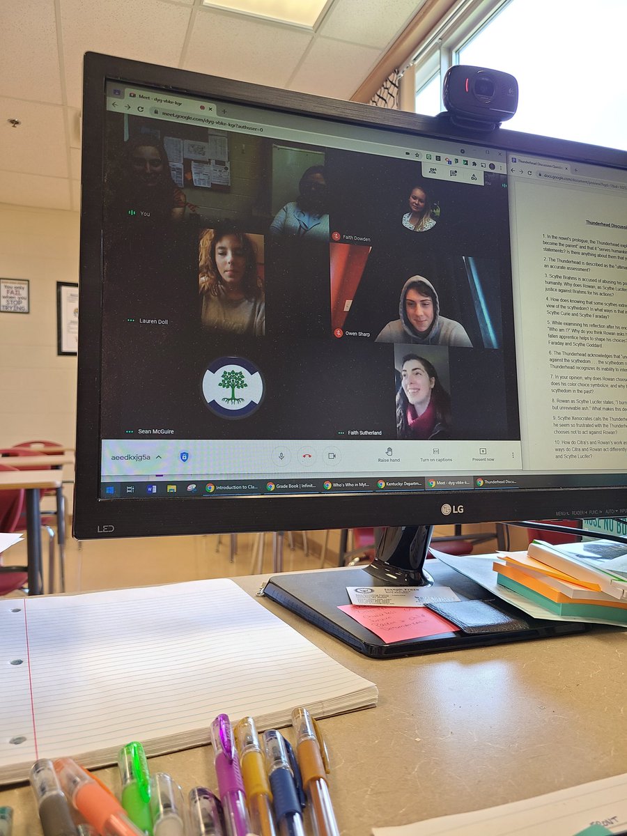 reburgin's tweet photo. Had fun with book club again this week discussing inner monologue! Also started a new "Quick Reads" section in the library! #joblove @HCHSMediaCenter https://t.co/RqAOLNB66O