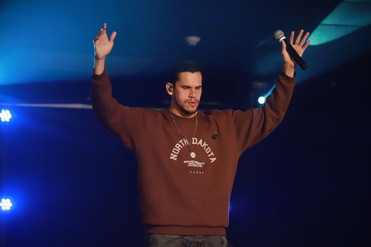 Aveces la mejor opción es soltar el timón y confiar en la fidelidad de Dios. 
#mañanaesdomingo #iglesiardr