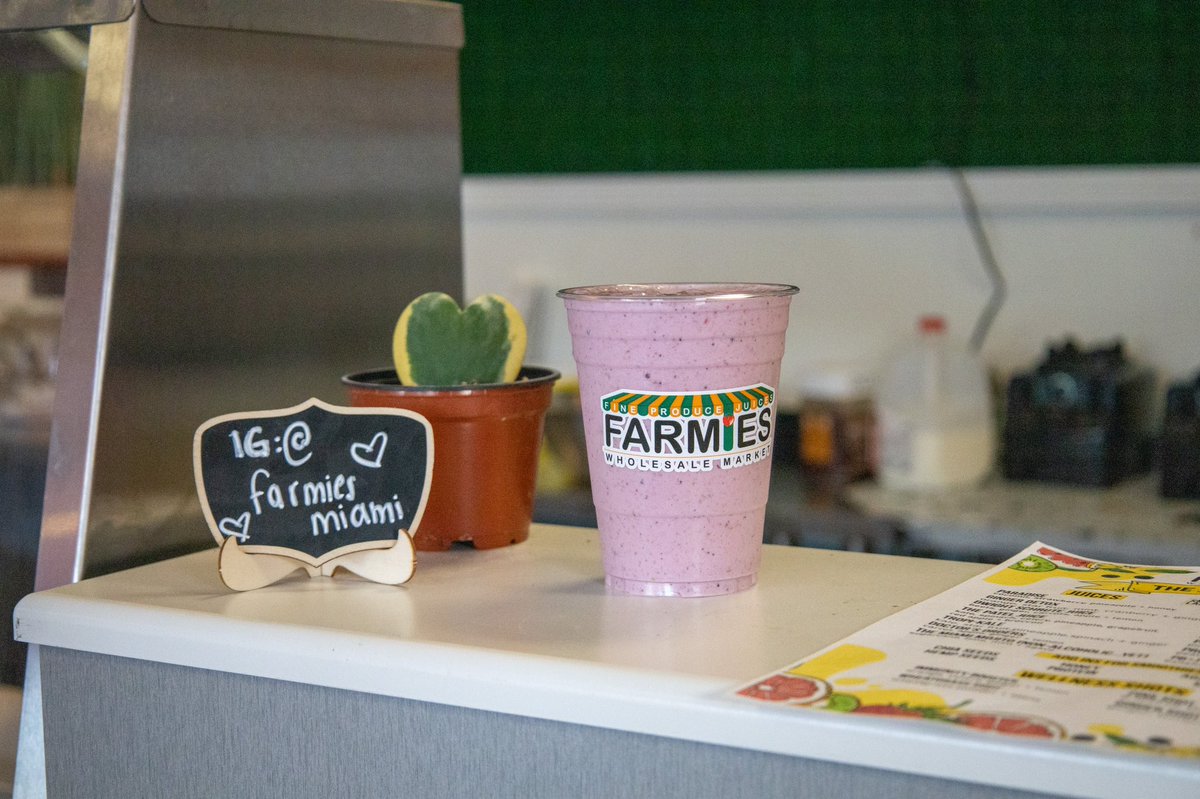 FARMIESMIAMI's tweet photo. Got the munchies?
Come by FARMIES and enjoy our fruity pebbles protein blast with no regrets 😌✨ https://t.co/R44rVXFe54