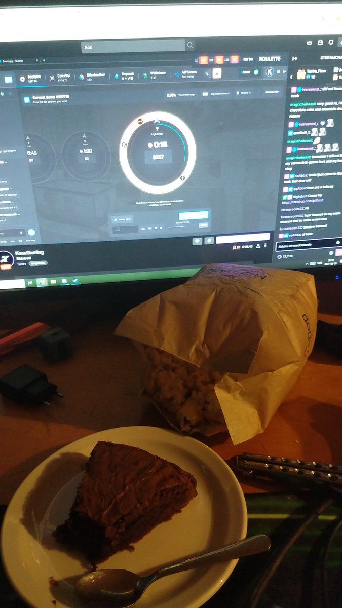 magixthebeast's tweet photo. Living life before all this salt and sugar stops My heart xdd @KaozGG https://t.co/KmIgzYtxkU