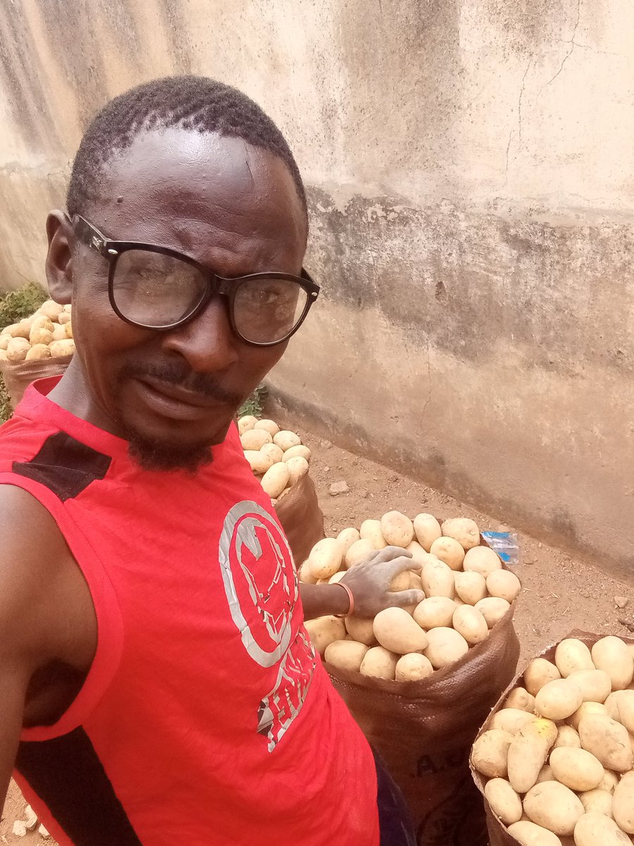 MashingilMuham1's tweet image. No one loves me......