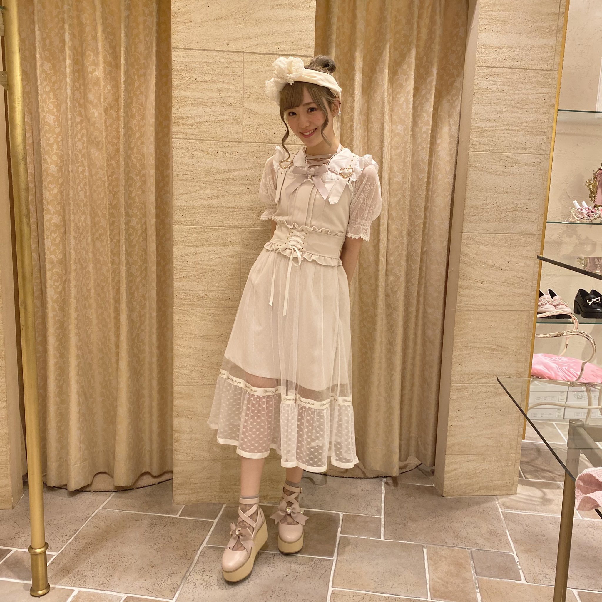 LIZ LISA on X: LIZ LISA on X:
