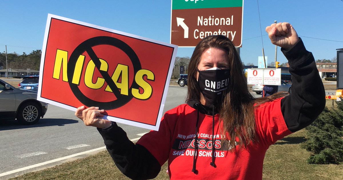 massteacher's tweet photo. Educators, parents and community members held a car caravan and stood out on the Bourne Bridge today to call on @massgovernor &amp; @MASchoolsK1 &amp; ensure a #SafeRestart for our students, educators &amp; communities. 🚗 🚙 💪🏽 
 Sign the #BackWithTheVax petition! https://t.co/i2IiZxEEes https://t.co/c7bnpieMLx