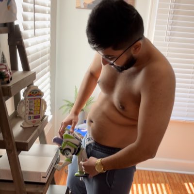 alexwangler's tweet photo. #NewProfilePic https://t.co/VKzFpzF7SR