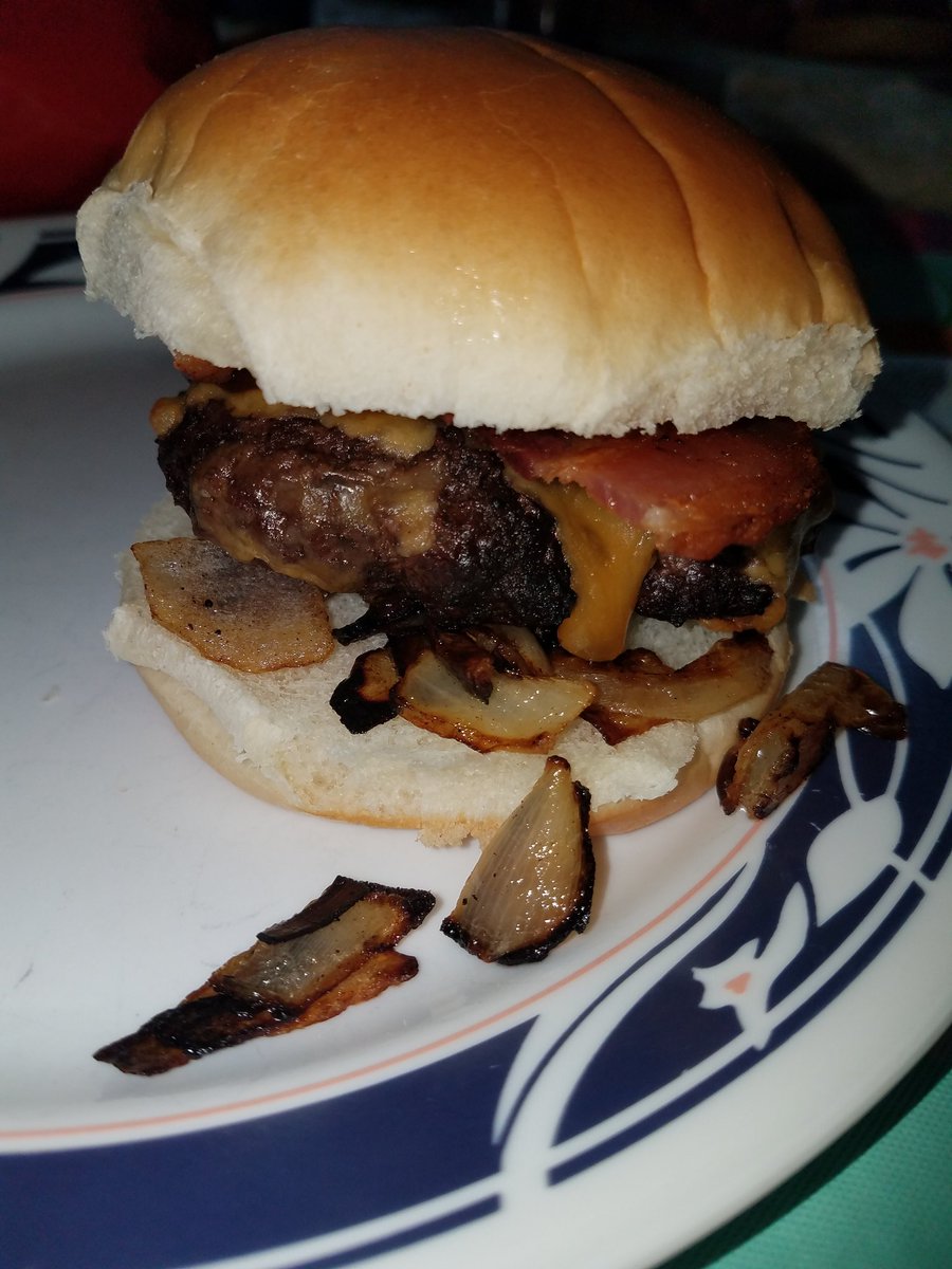 CoachMumm's tweet photo. #MeatontheMenuDay #Nebraskabeef https://t.co/8J9KgZtVGz