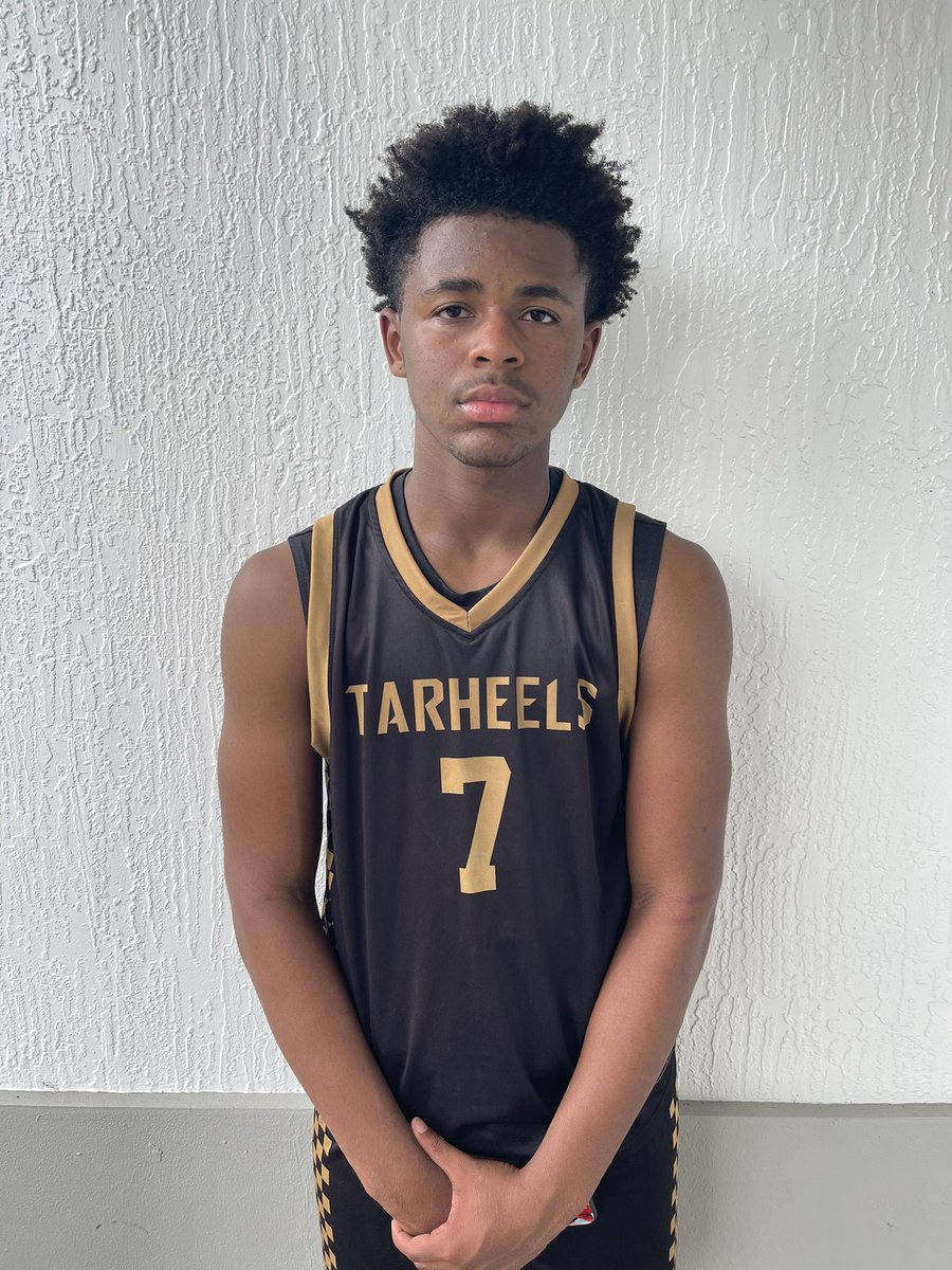 TeamGoldCoast's tweet photo. TDT 2024 elite falls to SOH elite 2024 36-35. Romae Brown @romae_brown puts the team on his back with 16 points and 7 rebounds. #theTDTway #Basketball #Growth #HardWork #Family https://t.co/UapVg3xw10