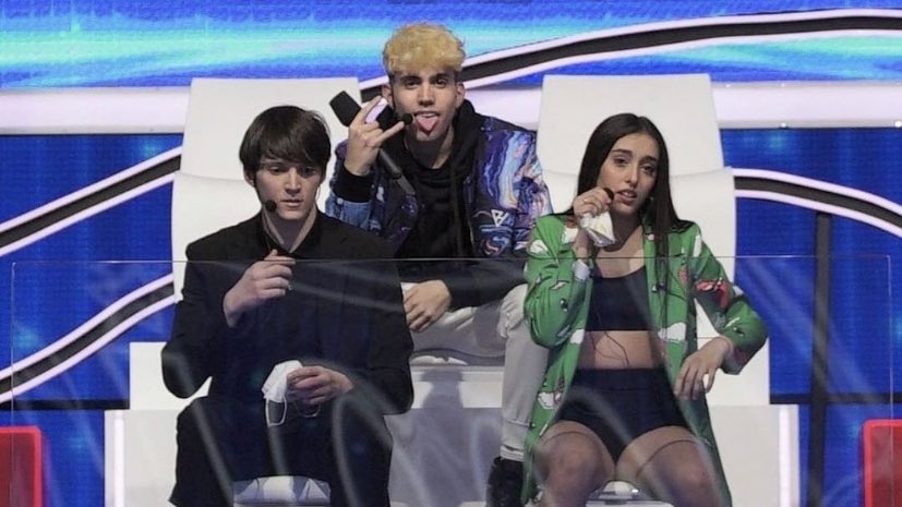 needharryx's tweet image. Signori e signore eccovi:
LA SQUADRA.
#Amici20