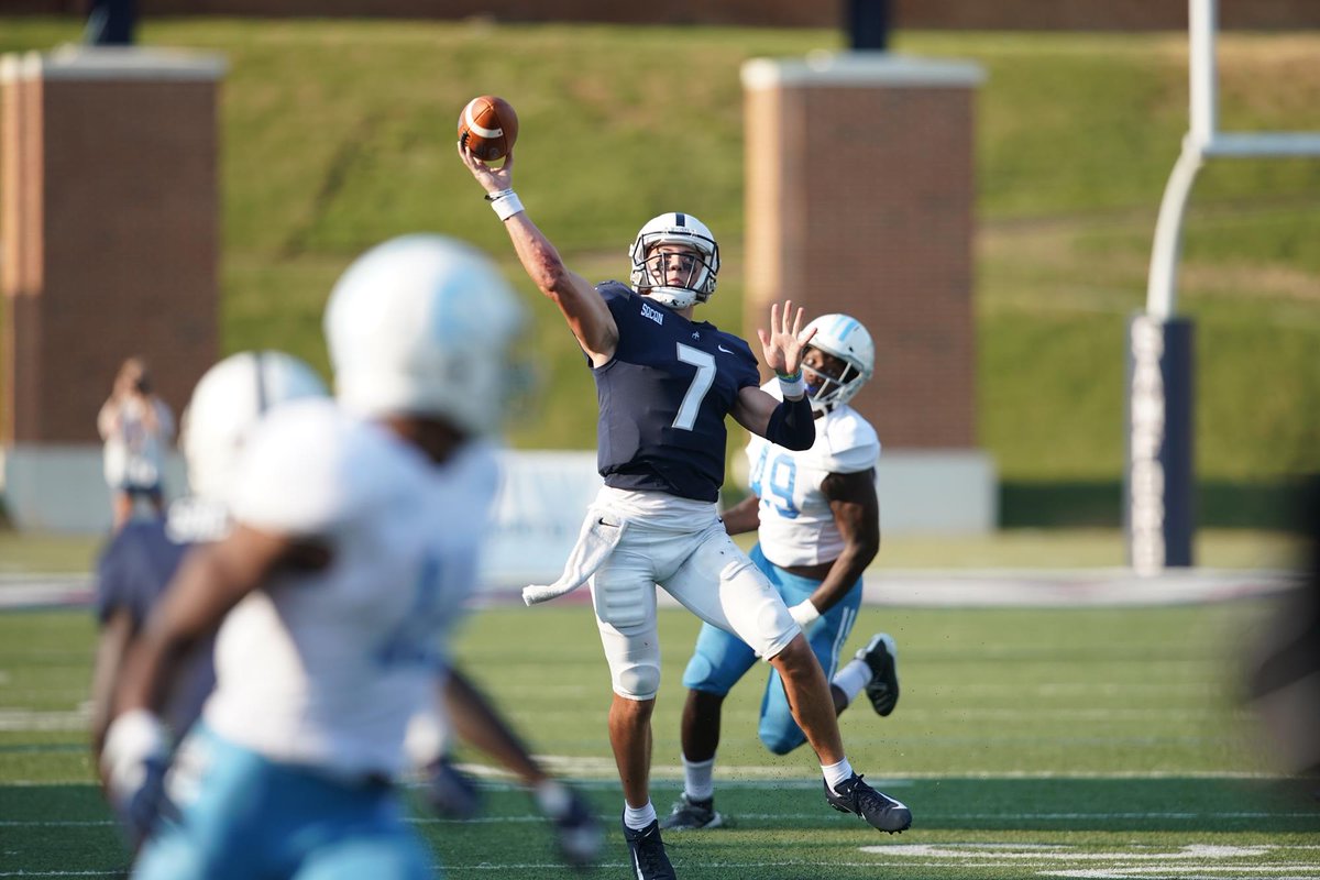 Samford senior Liam Welch passed for a school-record 570 yards in the Bulldogs' 38-37 OT loss to No. 19 VMI. 

He surpassed the old record of 562 set by Devlin Hodges against Western Carolina in his 2018 Walter Payton Award-winning season.