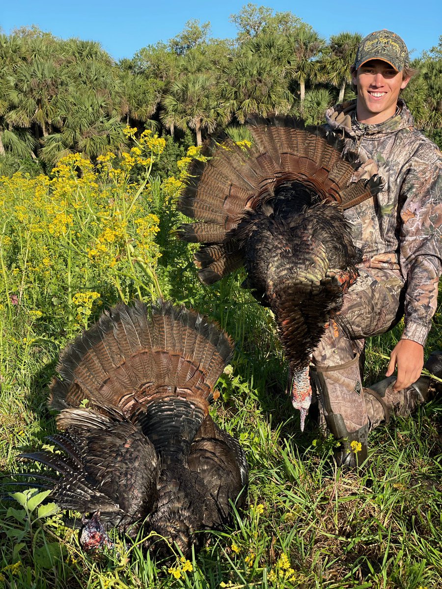 TheVacationDR's tweet photo. Beautiful opening day of spring turkey season down at #TaylorCreek. When the final bell rang at 4pm we had 8 mature #OsceolaGobblers in the book. I promised my @NoLayingUp boys @TronCarterNLU @BigRandyNLU on the #TrapDrawPodcast a big opening day! #BOOM https://t.co/qAbvR5bmgc