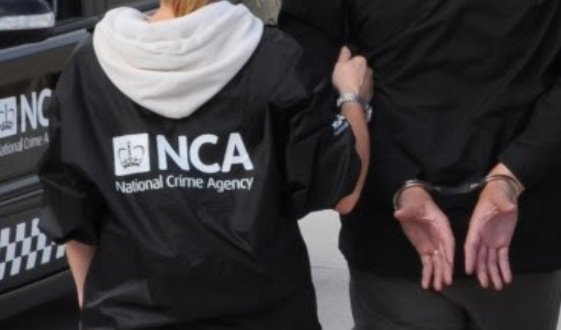 JonAustinjourn1's tweet photo. Prosecution witnesses in #Encrochat case told not to answer questions about #SkyECC hack as it's 'too sensitive':
https://t.co/qNoPhMY3UZ https://t.co/6UyarpZuuz