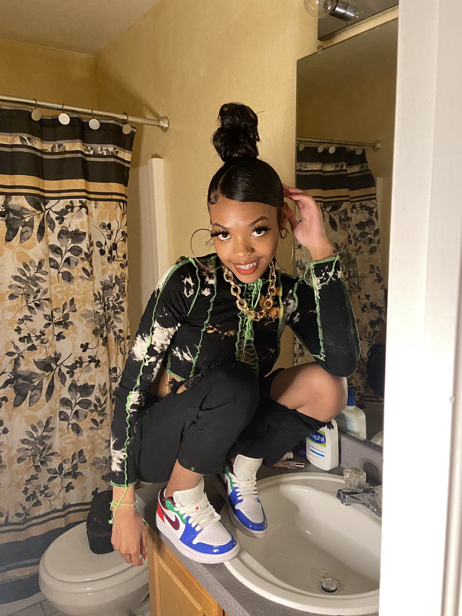 Aleeyah Lewis (@aleeyah_lewis) | Twitter