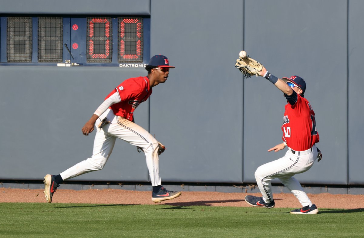 OleMissPix's tweet photo. Never a doubt. JRP ends it for the Rebs. https://t.co/HcHoXYIDm7