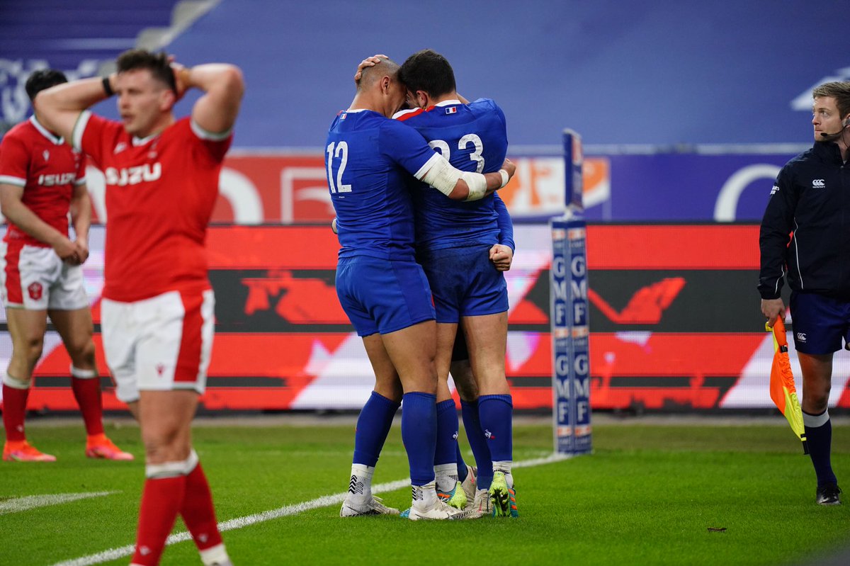 FranceRugby's tweet image. ⭐️😍 𝐂𝐄 𝐌𝐎𝐌𝐄𝐍𝐓 ! #FRAGAL #XVdeFrance #NeFaisonsXV