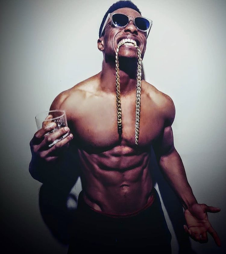 FlairAddams's tweet image. Pour up another one.