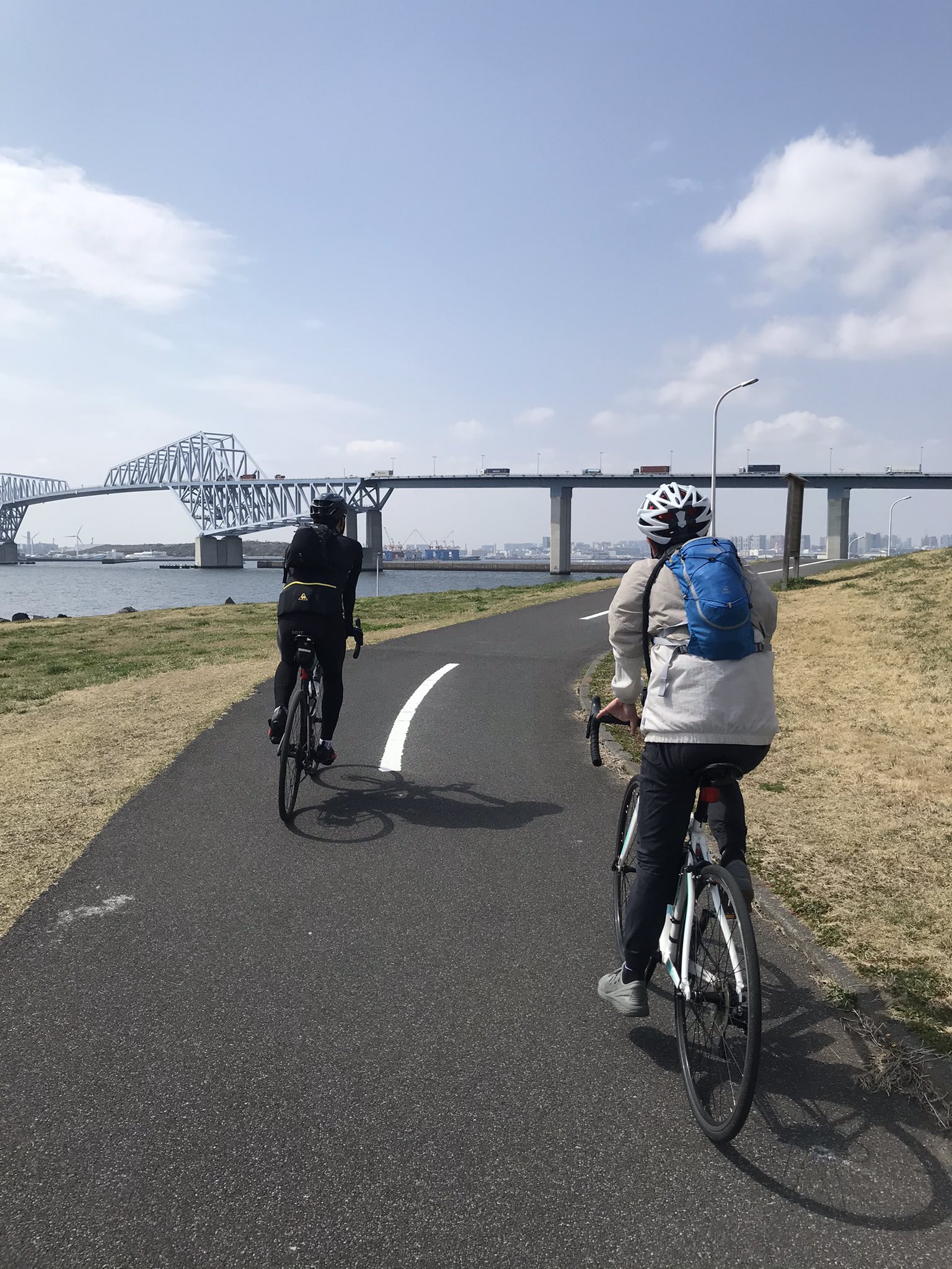 His Cycle 今日は春の嵐だそうです サイクリングする人はお気をつけください 写真は若洲海浜公園です サイクリングロードが綺麗に整備されていて気持ちが良いですよ 若洲海浜公園 サイクリングロード ロードバイク T Co Rn6ykmr1uz His Cycle 今日は春の嵐だそうです サイクリングする人はお気をつけください 写真は若洲海浜公園です サイクリングロードが綺麗に整備されていて気持ちが良いですよ 若洲海浜公園 サイクリングロード ロードバイク T Co Rn6ykmr1uz