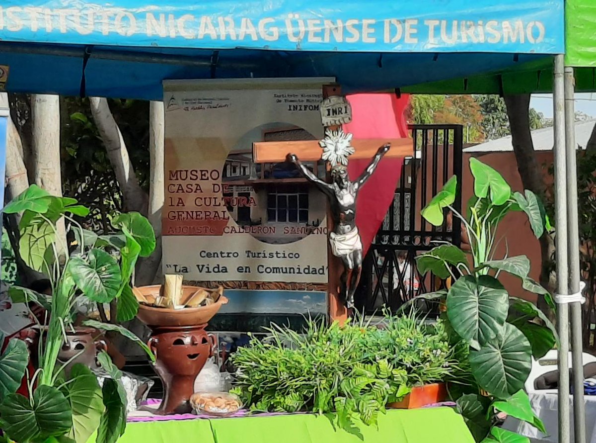 CTipitapa's tweet photo. Concurso Departamental de #Managua de las comidas de Cuaresma #Tipitapa participa con 3 mujeres representantes de nuestro Municipio #OrgulloDeMiPais 
#ManaguaSandinista #20Marzo 
@FloryCantoX @Florturbera @samcarrion18 @krupskaya_ny @TPU19J @fr1nkro @MaryuriRG @rolisandinai https://t.co/JmnrpuLoqC