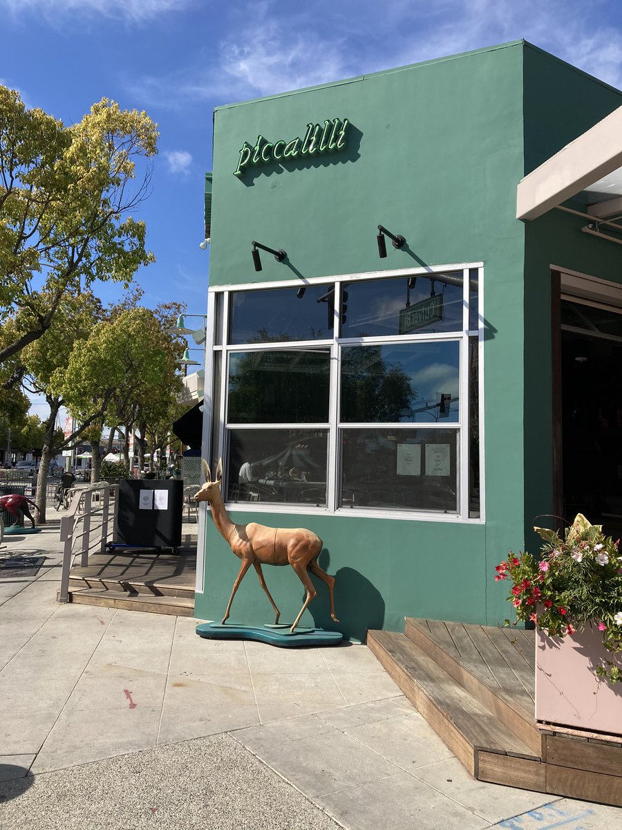 DealinRugs's tweet photo. I am proud to announce that I am the new host at Piccalili in Culver City! https://t.co/pcruBvSDEQ