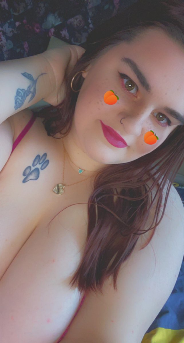ShanyBaby98's tweet photo. Big busted Curvy British Milf with a lot of spicy content 🌶  only $7 for 30 days subscription! 🤤
😈custom content 
😉fetish friendly 
💦squirting videos 
💋Daily Posts
https://t.co/rScAosRRCT https://t.co/WED7TaEHIj