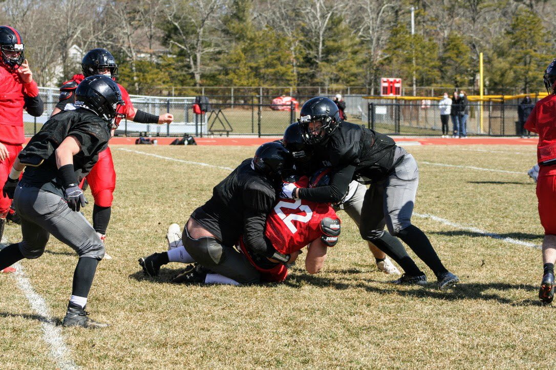CoachFortin's tweet photo. Scrimmage vs Coventry https://t.co/IHLokNdDU0